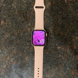 Apple Watch Series 5, 44 mm w/accessories & box
